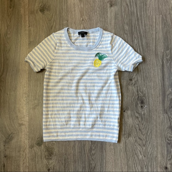 Jcrew short sleeve sweater with pineapple Size S - Picture 1 of 2